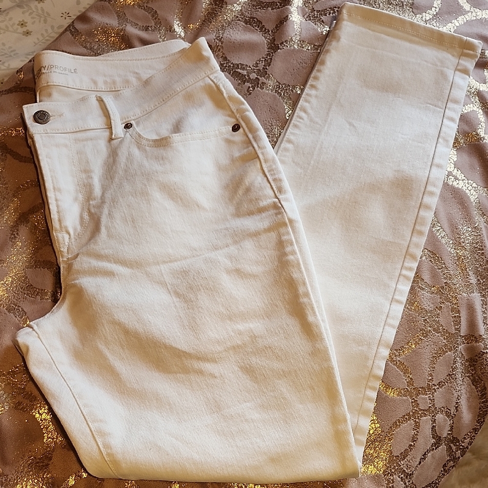 Old Navy Women's Cream Skinny Jeans - Picture 1 of 3